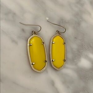 Kendra Scott “Elle” gold drop earrings